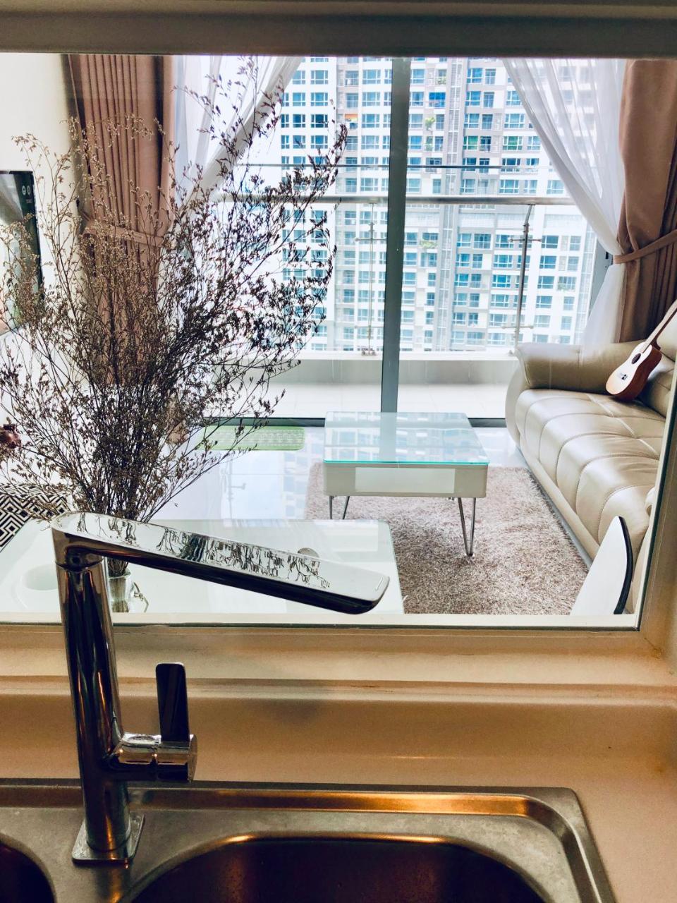 Travelaholic'S Homestay ホーチミン市 エクステリア 写真